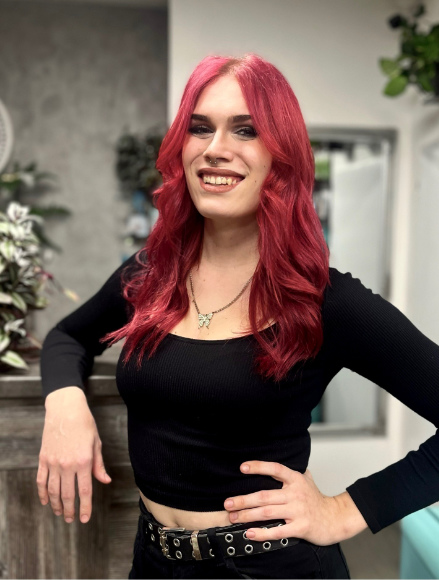 Lauren Hužvárů,
 kadeřnice
